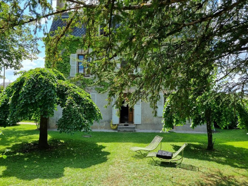 Villa Mura Gite Luxe Avec Piscine Et Spa Campagne Et Grand Air Nouvelle Aquitaine Correze Neuvic  Exterior foto